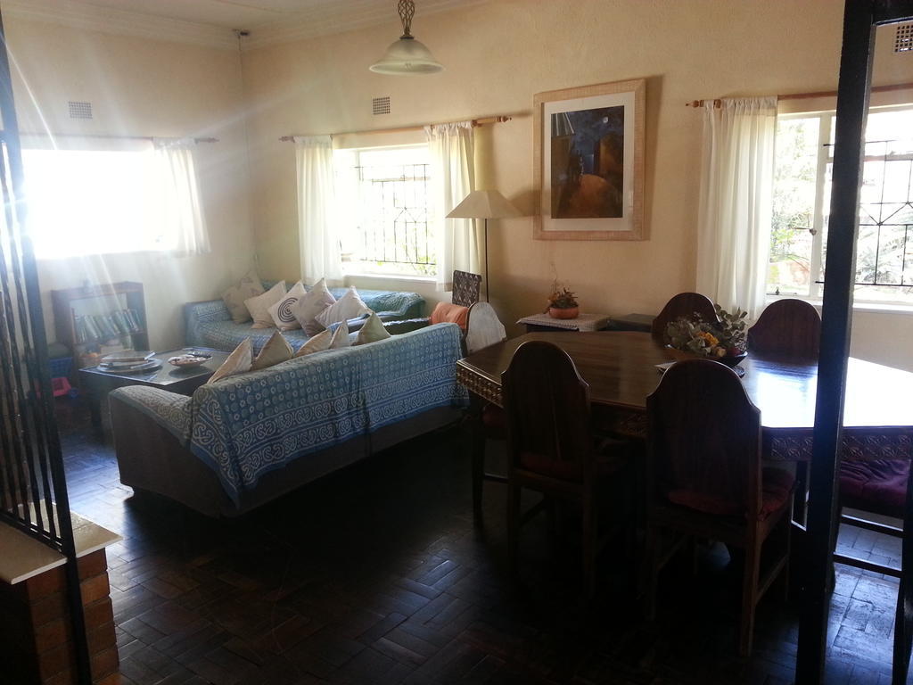 Rivendell Hotel Windhoek Buitenkant foto