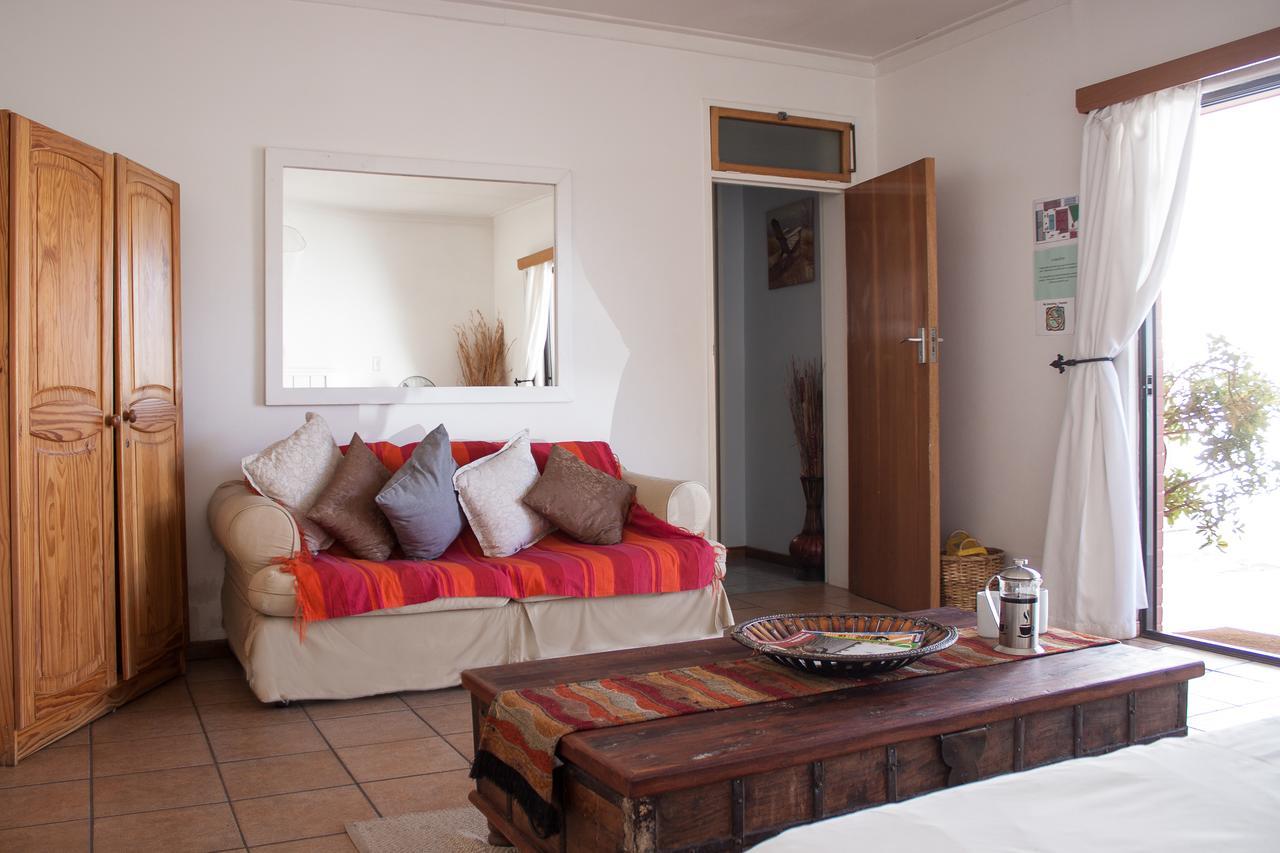 Rivendell Hotel Windhoek Buitenkant foto
