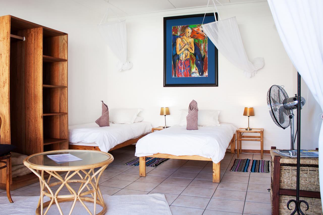 Rivendell Hotel Windhoek Buitenkant foto