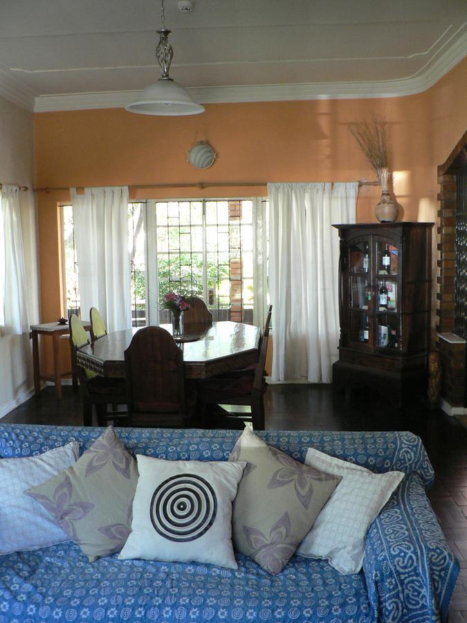 Rivendell Hotel Windhoek Buitenkant foto