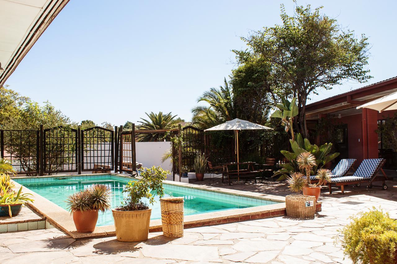 Rivendell Hotel Windhoek Buitenkant foto